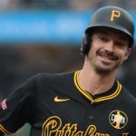 Pirates rally, Reynolds' late triple seals victory against Reds