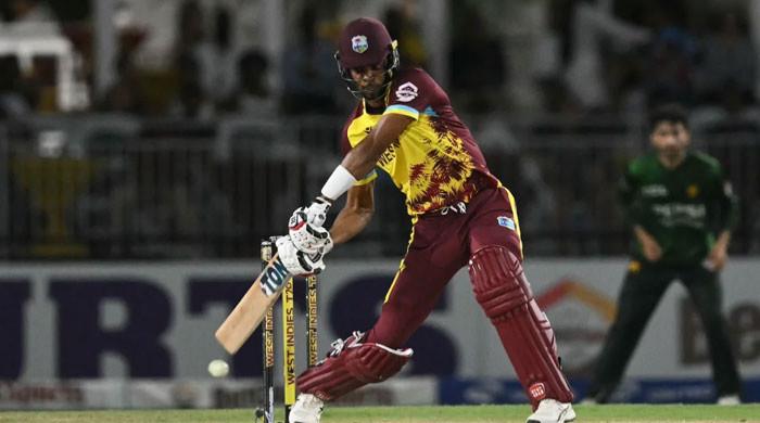 Roston Chase of West Indies Enters Exclusive Club After Retiring Out vs Pakistan in 3rd T20I