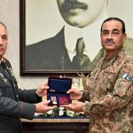 Top Azerbaijan commander awards Field Marshal with esteemed war medal