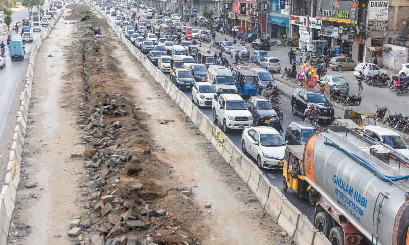 Karachi’s Red Line BRT Project: K-Electric Ordered to Remove Utility Obstructions by September 15