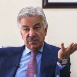 Khawaja Asif Alleges Over Half of Pakistan’s Bureaucrats Buying Properties in Portugal Using Illicit Wealth