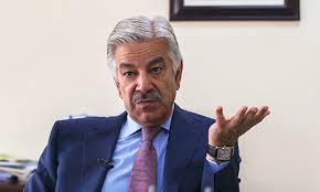 Khawaja Asif Alleges Over Half of Pakistan’s Bureaucrats Buying Properties in Portugal Using Illicit Wealth