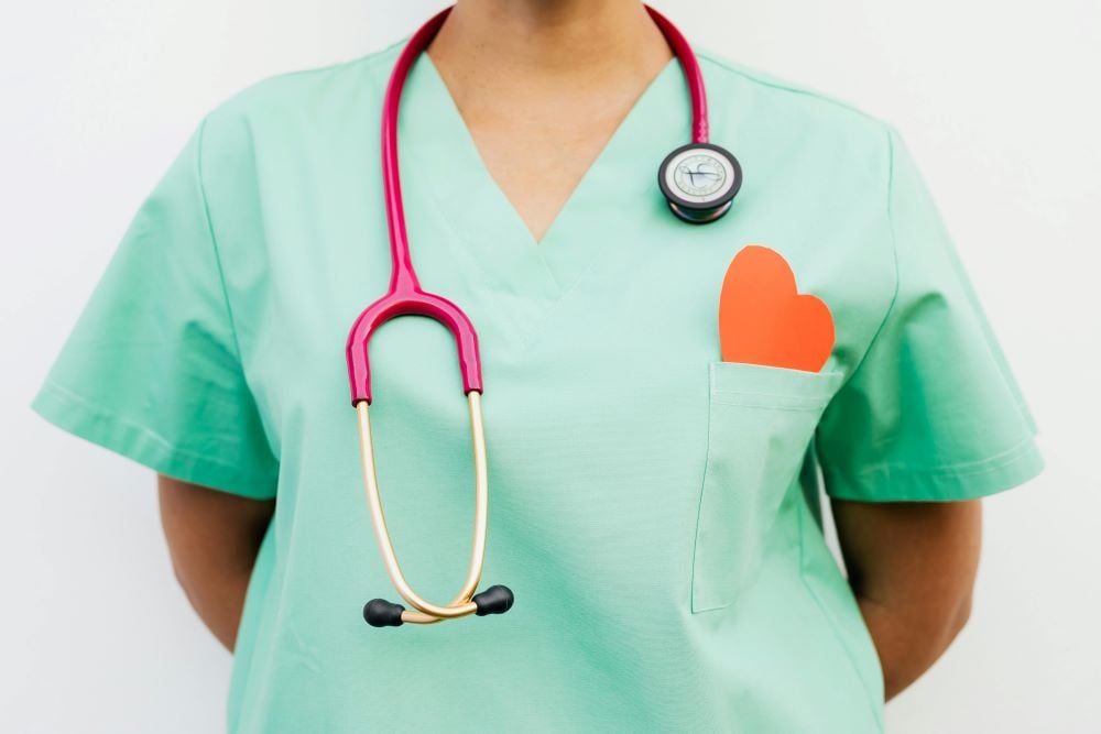 Pakistan’s Nursing Crisis Worsens as Qualified Nurses Leave Amid Global Demand