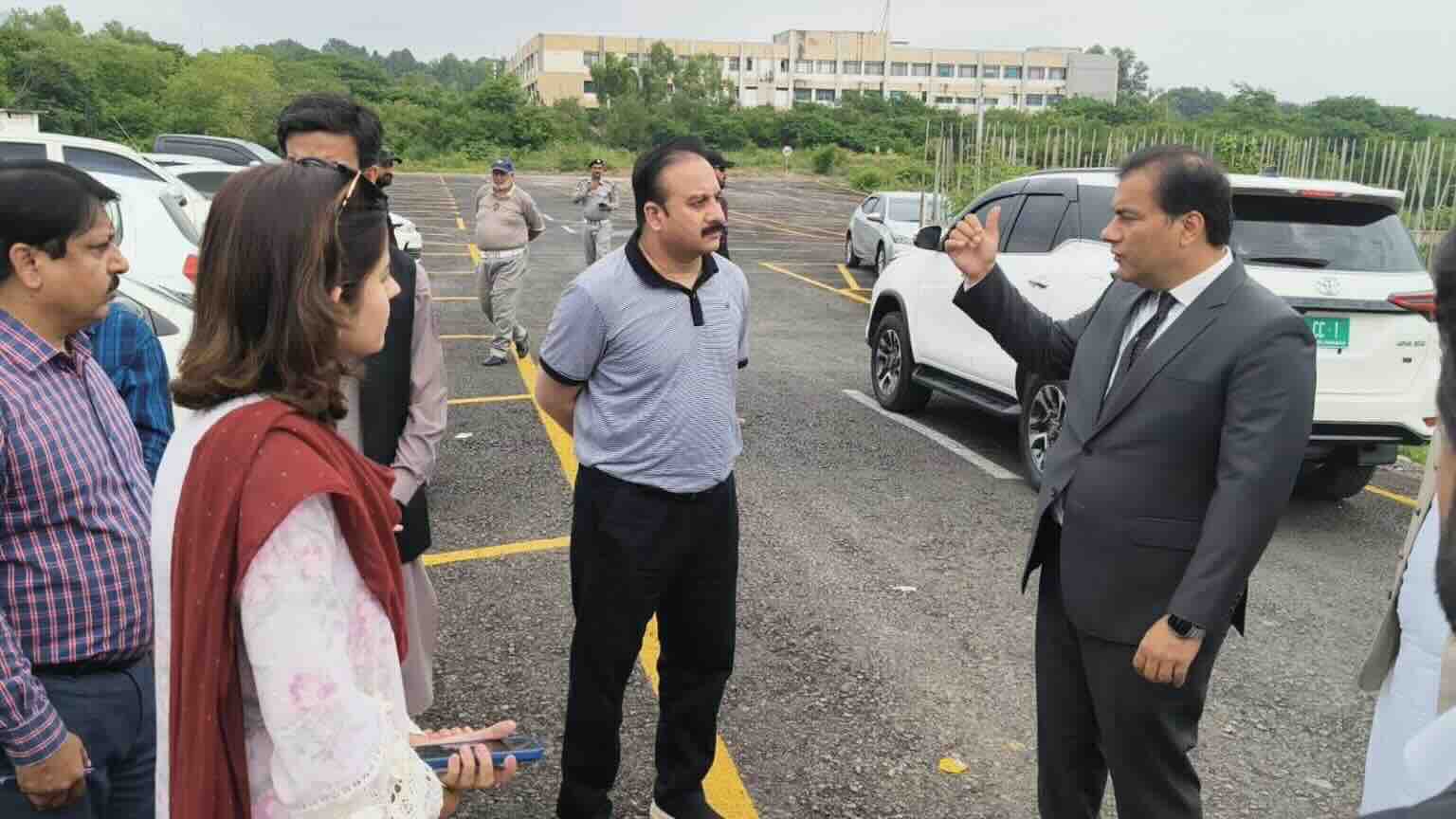 New Parking Facility at Pak Secretariat Opens for Public to Ease Chronic Parking Woes