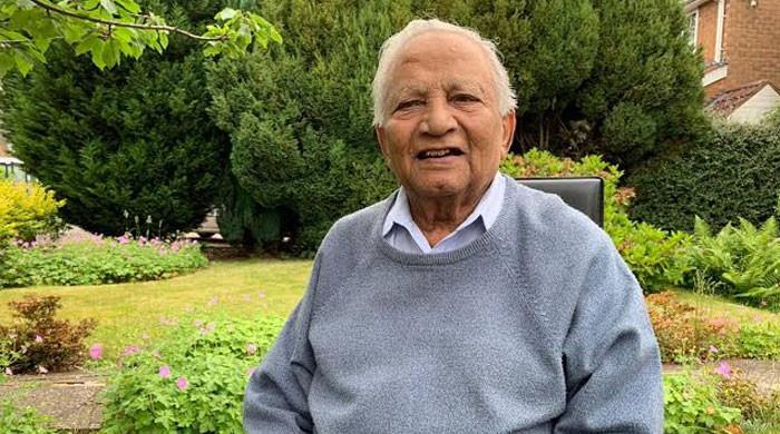 Ex-Pakistan cricketer Wazir Mohammad dies at the age of 95
