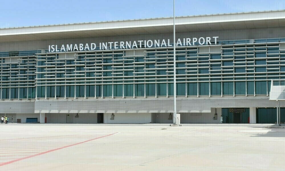 UK-Pakistani Arrested at Islamabad Airport with 11kg Drugs Linked to Youth-Targeting Network