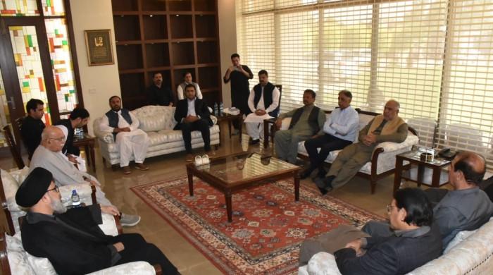 Opposition Coalition Advocates Talks Amid Pakistan-Afghanistan Clashes