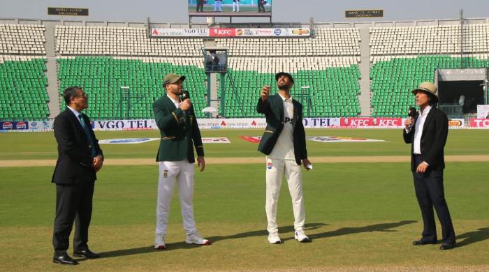 Pakistan opts to bat, wins toss in first Test versus South Africa