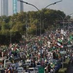 Roadblocks, mobile service disrupted in Islamabad, Pindi amid TLP protest
