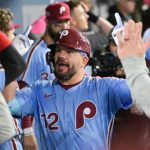 Schwarber’s power keeps Phillies in contention against Dodgers