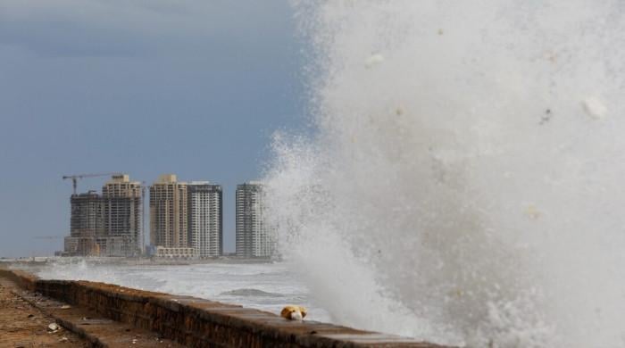 Severe Cyclone Shakti Intensifies, Approaches Karachi Coast