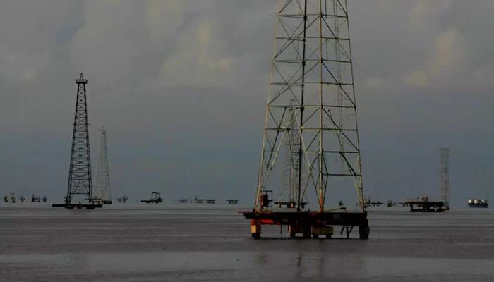 China-Bound Oil Shipments Threatened Amid Venezuela-US Talks