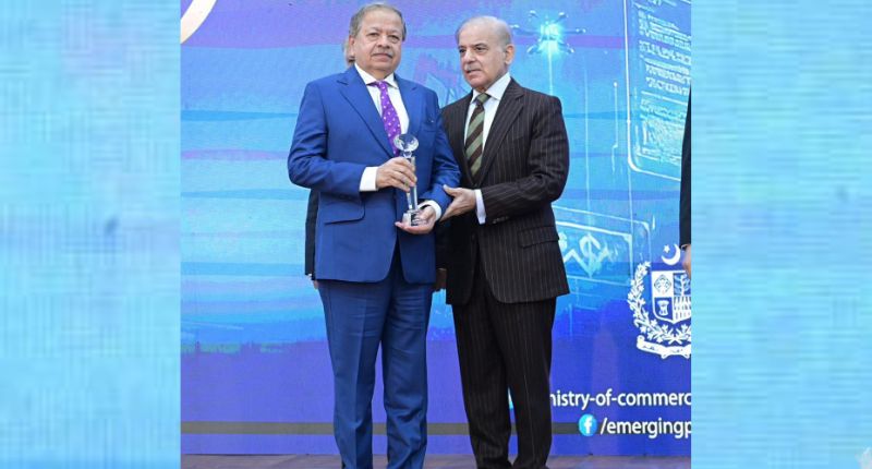 Prime Minister Honours Pakistan’s Top 30 Exporters