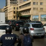 Karachi's II Chundrigar Road Grinds to a Halt Due to Road Closures