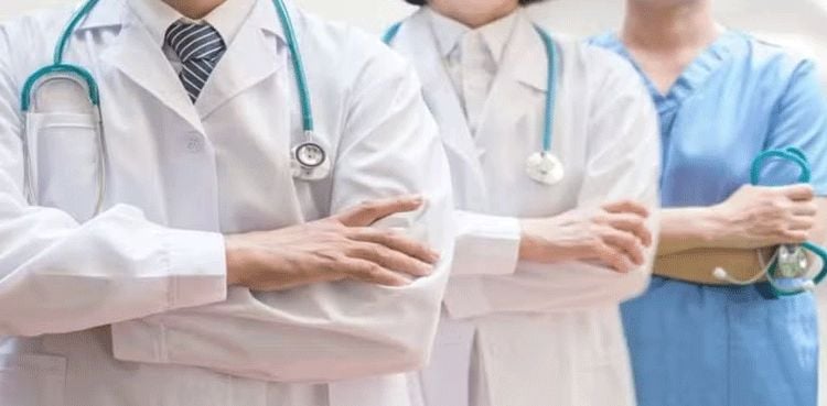 Kuwait Issues Important Circular for Employees Abroad