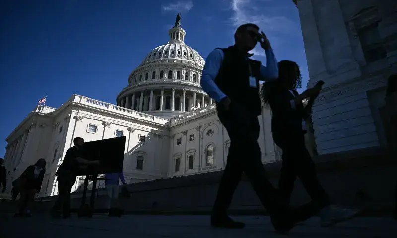 Democrats Urge Debate on US War on Iran